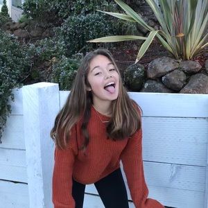 Meet your Posher, Naomi